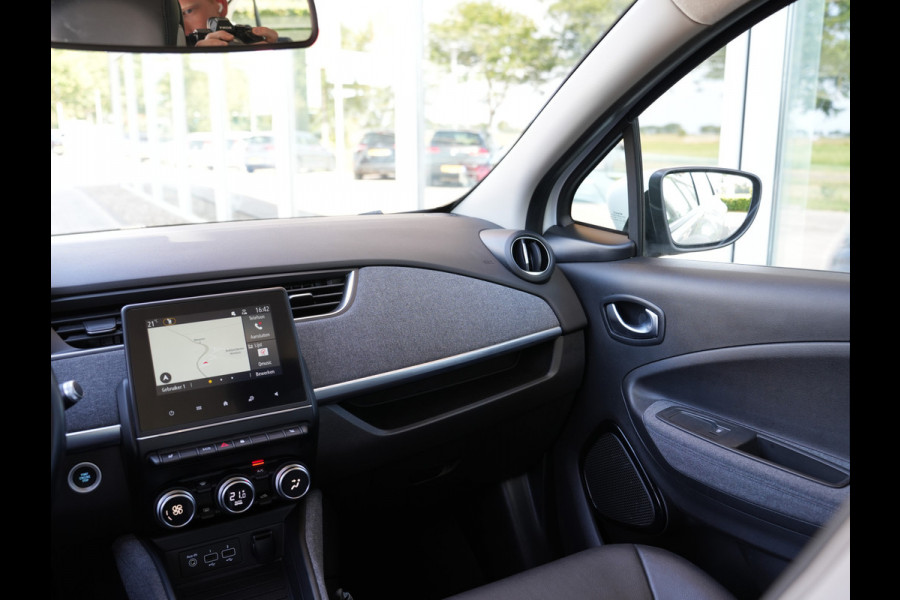 Renault ZOE R135 Intens 52 kWh SOH 93% Koopaccu | Ecc | Camera | Warmtepomp | Cruise