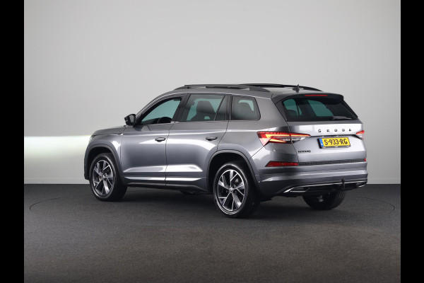 Škoda Kodiaq 1.5 TSI Business Edition Plus 7 persoons 150pk | Panoramadak | Trekhaak | Verwarmbare voorstoelen | Parkeercamera