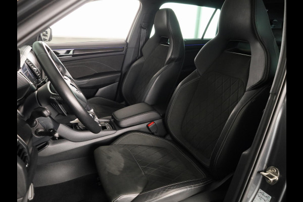 Škoda Kodiaq 1.5 TSI Business Edition Plus 7 persoons 150pk | Panoramadak | Trekhaak | Verwarmbare voorstoelen | Parkeercamera