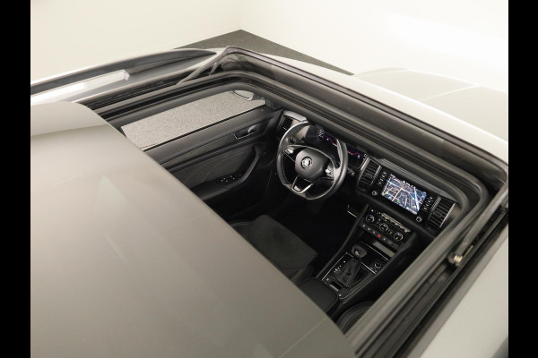 Škoda Kodiaq 1.5 TSI Business Edition Plus 7 persoons 150pk | Panoramadak | Trekhaak | Verwarmbare voorstoelen | Parkeercamera
