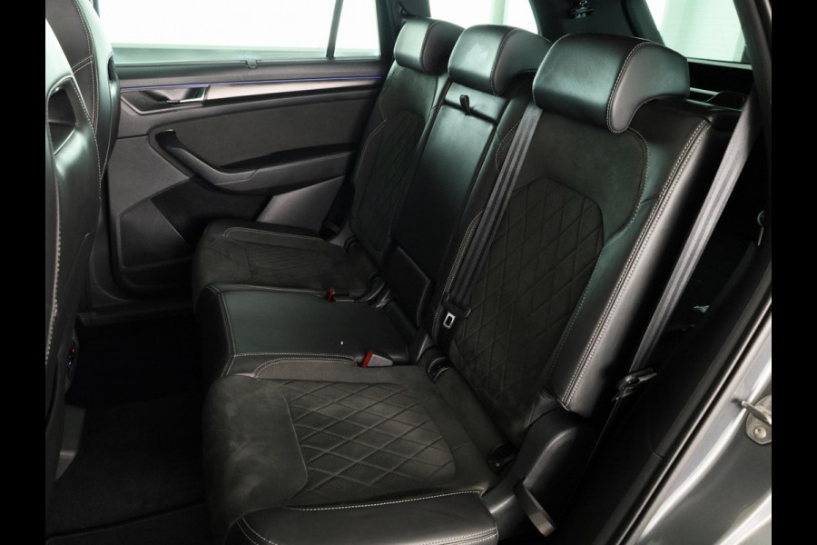 Škoda Kodiaq 1.5 TSI Business Edition Plus 7 persoons 150pk | Panoramadak | Trekhaak | Verwarmbare voorstoelen | Parkeercamera