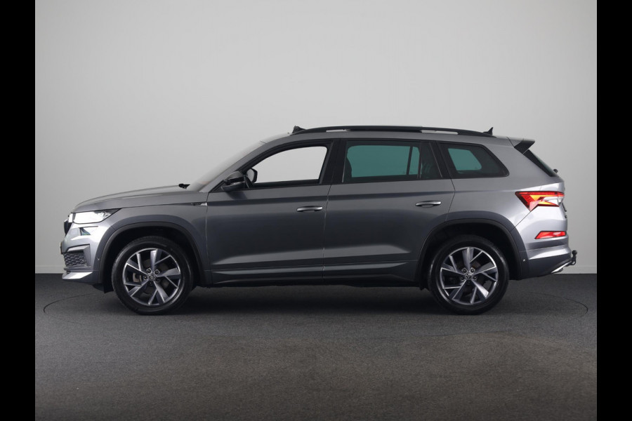 Škoda Kodiaq 1.5 TSI Business Edition Plus 7 persoons 150pk | Panoramadak | Trekhaak | Verwarmbare voorstoelen | Parkeercamera