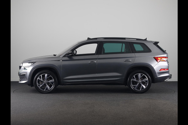 Škoda Kodiaq 1.5 TSI Business Edition Plus 7 persoons 150pk | Panoramadak | Trekhaak | Verwarmbare voorstoelen | Parkeercamera