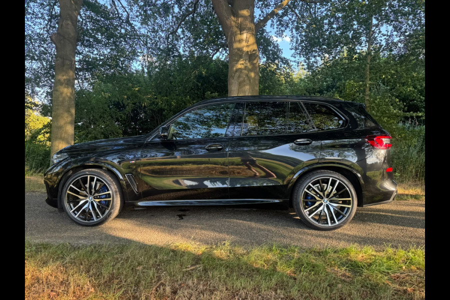 BMW X5 xDrive45e |High Ex|MSport|Pano|Laser|Merino|Dealer|4Wielsturing|DrivAss|