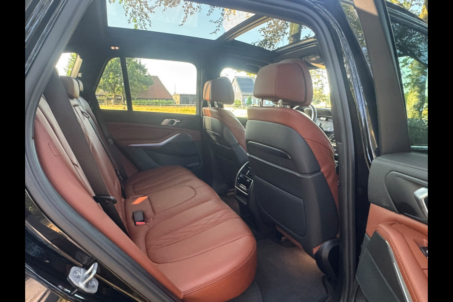 BMW X5 xDrive45e |High Ex|MSport|Pano|Laser|Merino|Dealer|4Wielsturing|DrivAss|