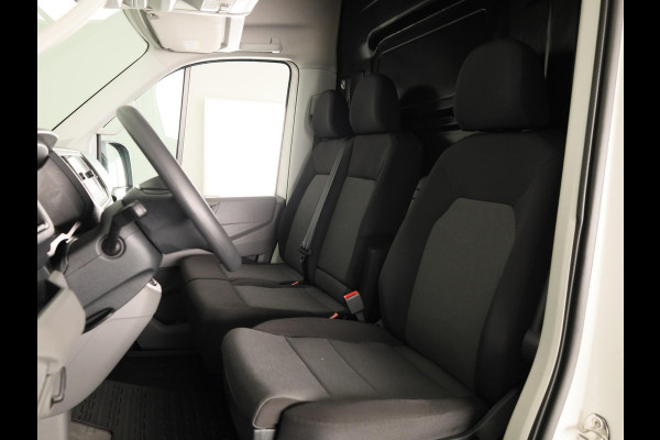 Volkswagen Crafter 35 2.0 TDI L3H3 Highline EURO VI 140 pk Automaat | Verlengde garantie | Navigatie | Parkeersensoren | Achteruitrijcamera | Cruise control |