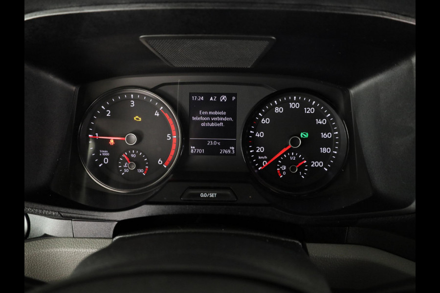 Volkswagen Crafter 35 2.0 TDI L3H3 Highline EURO VI 140 pk Automaat | Verlengde garantie | Navigatie | Parkeersensoren | Achteruitrijcamera | Cruise control |