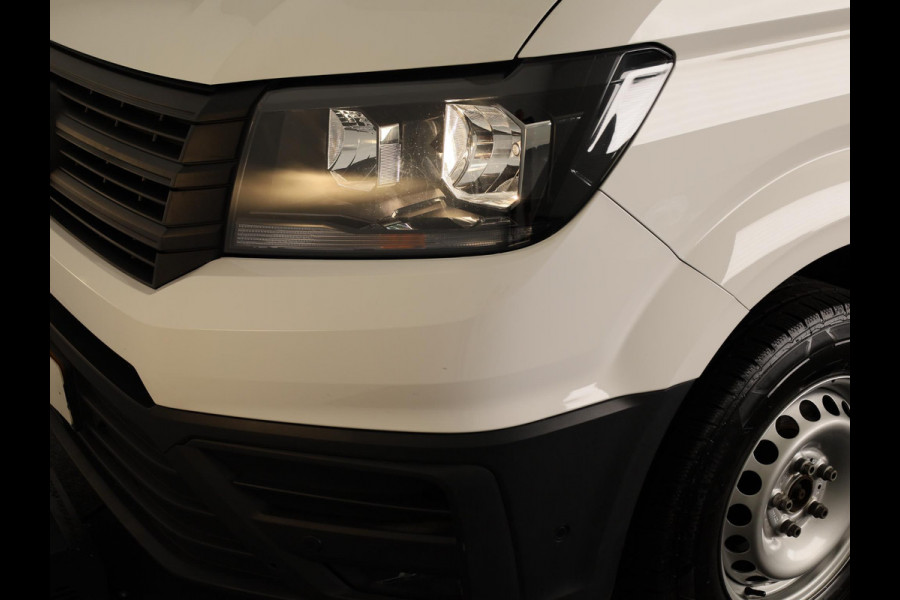 Volkswagen Crafter 35 2.0 TDI L3H3 Highline EURO VI 140 pk Automaat | Verlengde garantie | Navigatie | Parkeersensoren | Achteruitrijcamera | Cruise control |