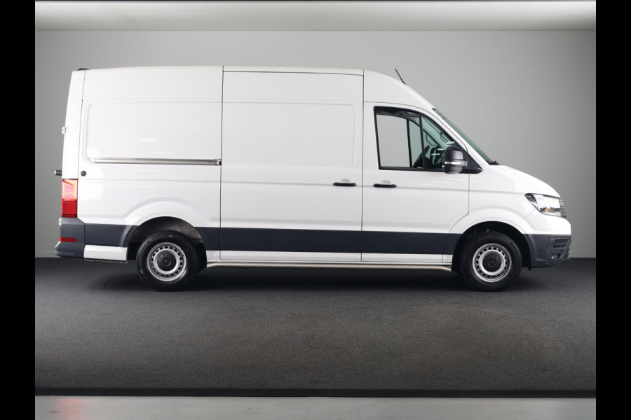 Volkswagen Crafter 35 2.0 TDI L3H3 Highline EURO VI 140 pk Automaat | Verlengde garantie | Navigatie | Parkeersensoren | Achteruitrijcamera | Cruise control |