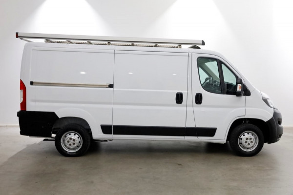 Peugeot Boxer 335 2.2 BlueHDi 140pk L2H1 Premium Airco/Navi/2x Schuifdeur K8 04-2021