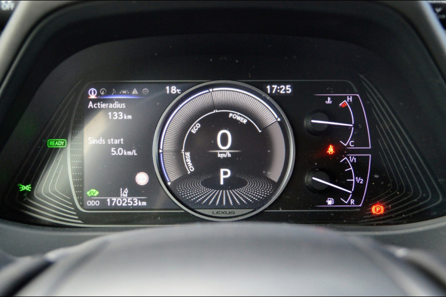 Lexus UX 250h