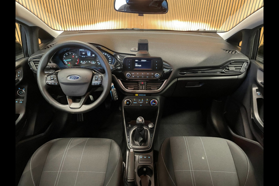 Ford Fiesta 1.1|70 PK|5-DEURS|AIRCO|CRUISE CONTROL|LANE-ASSIST|ELEK.RAMEN+SPIEGELS|BLUETOOTH|ECO|TCS|START/STOP|NL-AUTO|NAP|