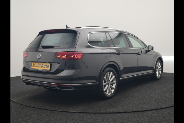 Volkswagen Passat 1.4 TSI GTE Business PHEV 218pk Dealer O.H. | Trekhaak Af Fabriek | Panodak | Adaptive Cruise | Camera | IQ Light | Alcantara Sportstoelen Massage & Verwarmd | Stuur Verwarmd | Keyless | Blis | Sfeerverlichting | Apple Carplay | DAB | Plug In Hybrid |