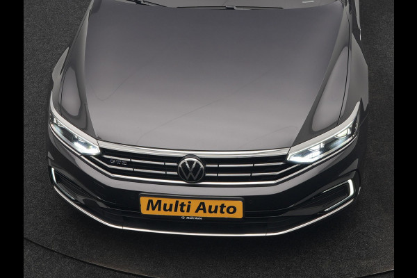 Volkswagen Passat 1.4 TSI GTE Business PHEV 218pk Dealer O.H. | Trekhaak Af Fabriek | Panodak | Adaptive Cruise | Camera | IQ Light | Alcantara Sportstoelen Massage & Verwarmd | Stuur Verwarmd | Keyless | Blis | Sfeerverlichting | Apple Carplay | DAB | Plug In Hybrid |