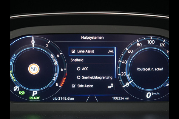 Volkswagen Passat 1.4 TSI GTE Business PHEV 218pk Dealer O.H. | Trekhaak Af Fabriek | Panodak | Adaptive Cruise | Camera | IQ Light | Alcantara Sportstoelen Massage & Verwarmd | Stuur Verwarmd | Keyless | Blis | Sfeerverlichting | Apple Carplay | DAB | Plug In Hybrid |