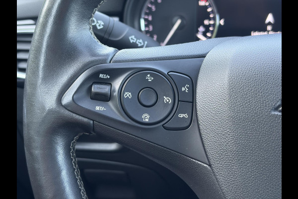 Opel Astra 1.2 Launch Elegance 2e Eigenaar,Camera,Stoelverw-Stuurverw,110pk,Navi,Carplay,Halfleder,Elekt.Stoel,6 Bak,Clima,Cruise,Lm velgen,Pdc V+A,N.A.P,Net beurt gehad,Apk tot 09-2028