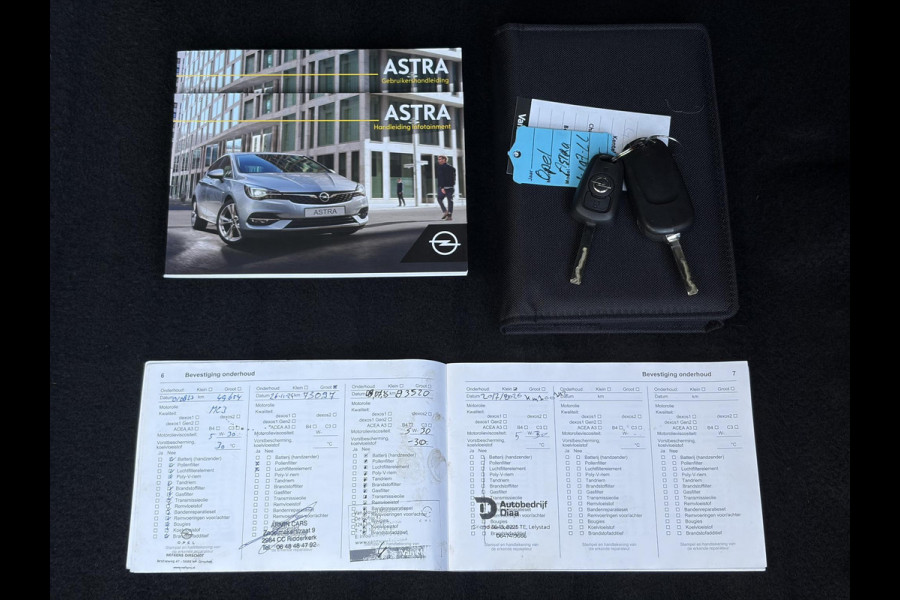 Opel Astra 1.2 Launch Elegance 2e Eigenaar,Camera,Stoelverw-Stuurverw,110pk,Navi,Carplay,Halfleder,Elekt.Stoel,6 Bak,Clima,Cruise,Lm velgen,Pdc V+A,N.A.P,Net beurt gehad,Apk tot 09-2028