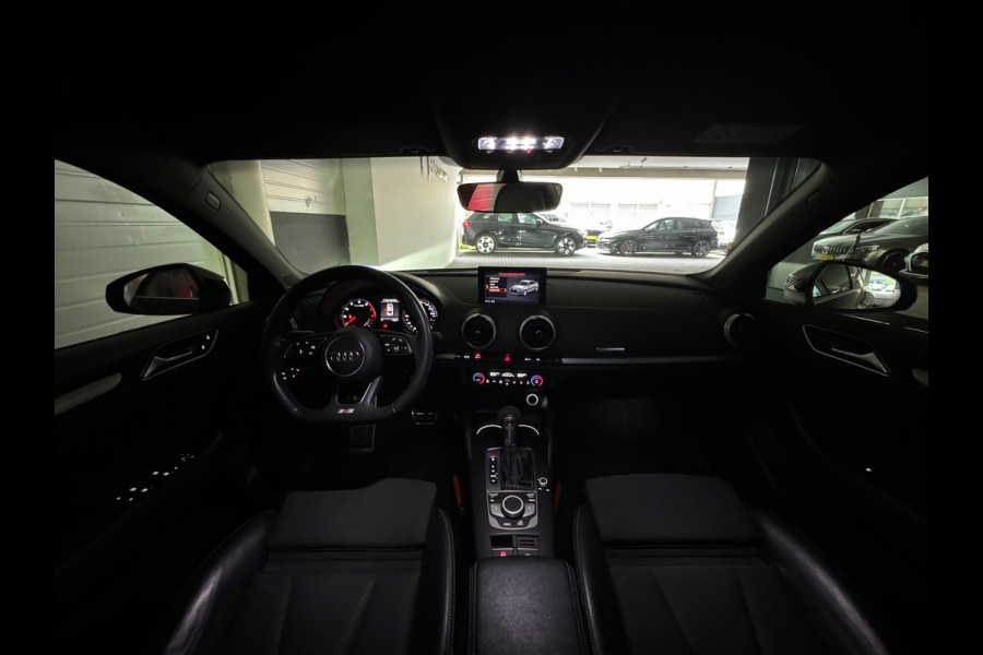 Audi A3 Limousine 1.5 TFSI CoD Sport 2X S Line Origineel NL