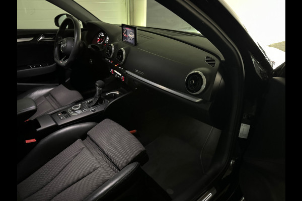 Audi A3 Limousine 1.5 TFSI CoD Sport 2X S Line Origineel NL