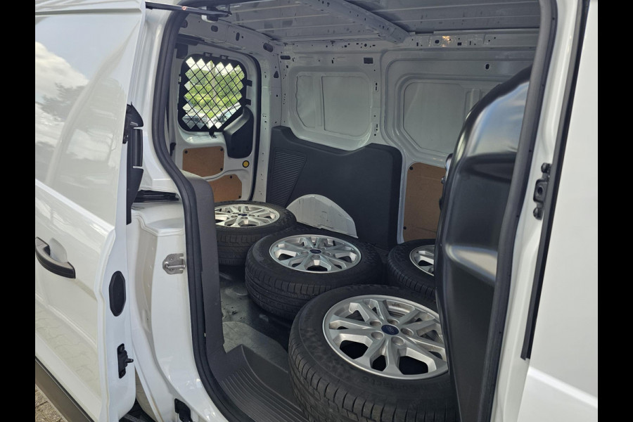 Ford Transit Connect 1.5 EcoBlue L2 Trend 3 zitplaatsen | Navigatie | Achteruitrijcamera | Cruise control | Originele zomerset wordt nog gemonteerd