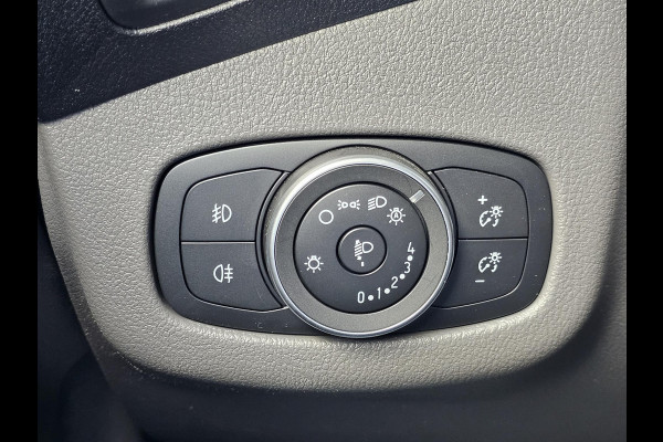 Ford Transit Connect 1.5 EcoBlue L2 Trend 3 zitplaatsen | Navigatie | Achteruitrijcamera | Cruise control | Originele zomerset wordt nog gemonteerd