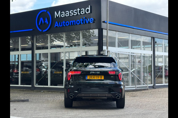 Lynk & Co 01 1.5 Pano 360Cam Infinity Zwarte hemel Lage KMS