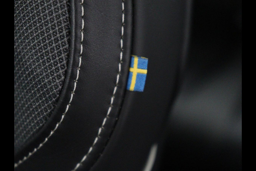 Volvo S60 2.0 Recharge T6 AWD Core | SOH 97,5% | Panoramadak | Stoel & Stuurverwarming | Pilot assist | Adaptive cruise | Navigatie | Bluetooth | Carplay | Climate control | Harman Kardon | DAB+