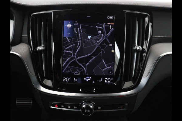 Volvo S60 2.0 Recharge T6 AWD Core | SOH 97,5% | Panoramadak | Stoel & Stuurverwarming | Pilot assist | Adaptive cruise | Navigatie | Bluetooth | Carplay | Climate control | Harman Kardon | DAB+