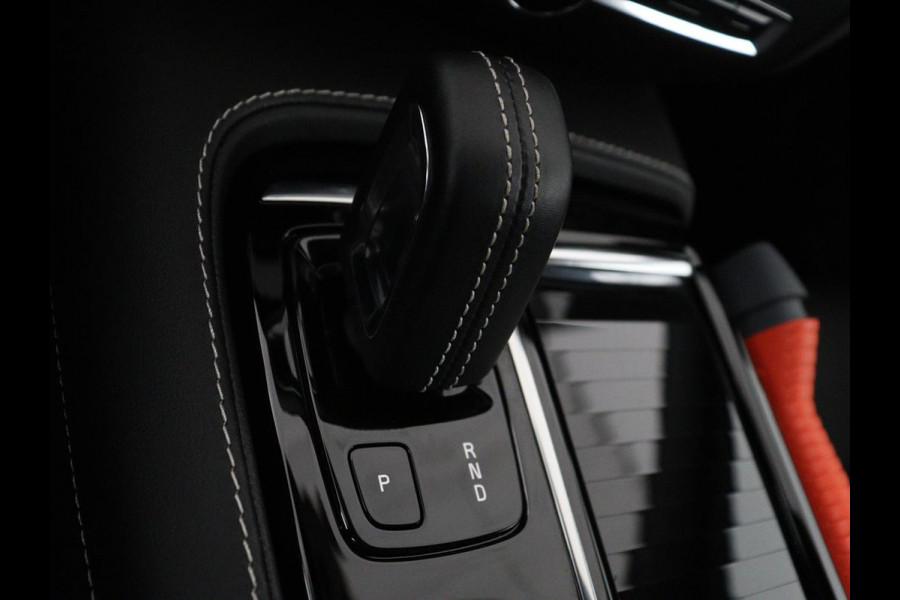 Volvo S60 2.0 Recharge T6 AWD Core | SOH 97,5% | Panoramadak | Stoel & Stuurverwarming | Pilot assist | Adaptive cruise | Navigatie | Bluetooth | Carplay | Climate control | Harman Kardon | DAB+
