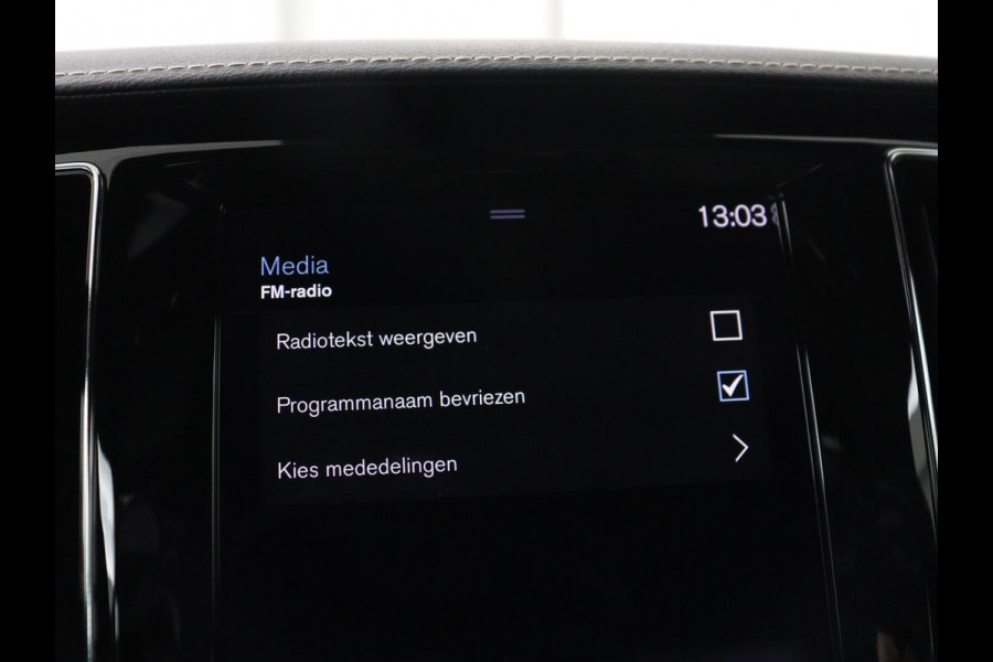 Volvo S60 2.0 Recharge T6 AWD Core | SOH 97,5% | Panoramadak | Stoel & Stuurverwarming | Pilot assist | Adaptive cruise | Navigatie | Bluetooth | Carplay | Climate control | Harman Kardon | DAB+