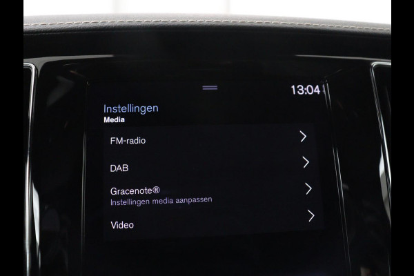 Volvo S60 2.0 Recharge T6 AWD Core | SOH 97,5% | Panoramadak | Stoel & Stuurverwarming | Pilot assist | Adaptive cruise | Navigatie | Bluetooth | Carplay | Climate control | Harman Kardon | DAB+