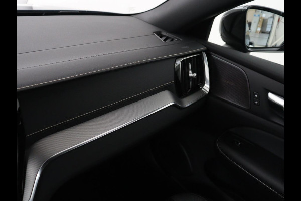 Volvo S60 2.0 Recharge T6 AWD Core | SOH 97,5% | Panoramadak | Stoel & Stuurverwarming | Pilot assist | Adaptive cruise | Navigatie | Bluetooth | Carplay | Climate control | Harman Kardon | DAB+