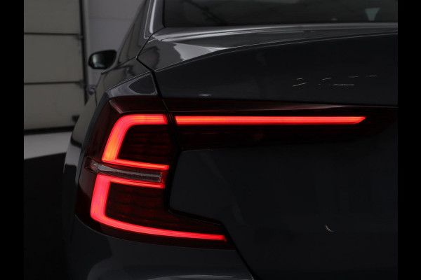 Volvo S60 2.0 Recharge T6 AWD Core | SOH 97,5% | Panoramadak | Stoel & Stuurverwarming | Pilot assist | Adaptive cruise | Navigatie | Bluetooth | Carplay | Climate control | Harman Kardon | DAB+