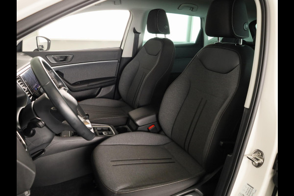Seat Ateca 1.0 TSI Style Business Intense 81kw / 110pk | Navigatiesysteem 23.4 cm | Achteruitrijcamera | Climat control | Virtual cockpit | Park assist
