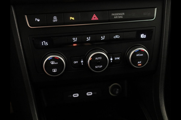 Seat Ateca 1.0 TSI Style Business Intense 81kw / 110pk | Navigatiesysteem 23.4 cm | Achteruitrijcamera | Climat control | Virtual cockpit | Park assist