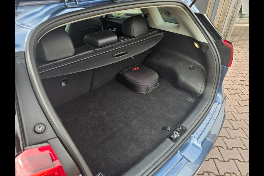 Kia Niro 1.6 GDi PHEV DynamicPlusLine | LED | Trekhaak | App-connect | Stuur- & stoelverwarming | Camera | ACC |