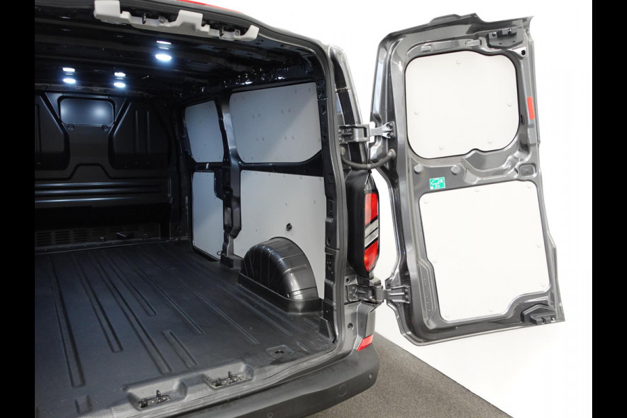 Ford Transit Custom 300 2.0 TDCI L2H1 Trend Nieuw Model Automaat Airco Navigatie Cruise Control Trekhaak
