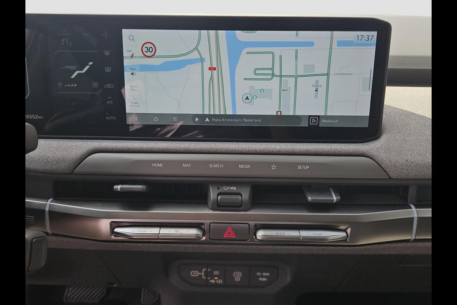 Kia EV3 Plus 81.4 kWh | Dodehoek Assistentie | Adapt. Cruise | Stoel- En Stuurverwarming | CarPlay/Android Auto | Wireless Charging Mobiel |