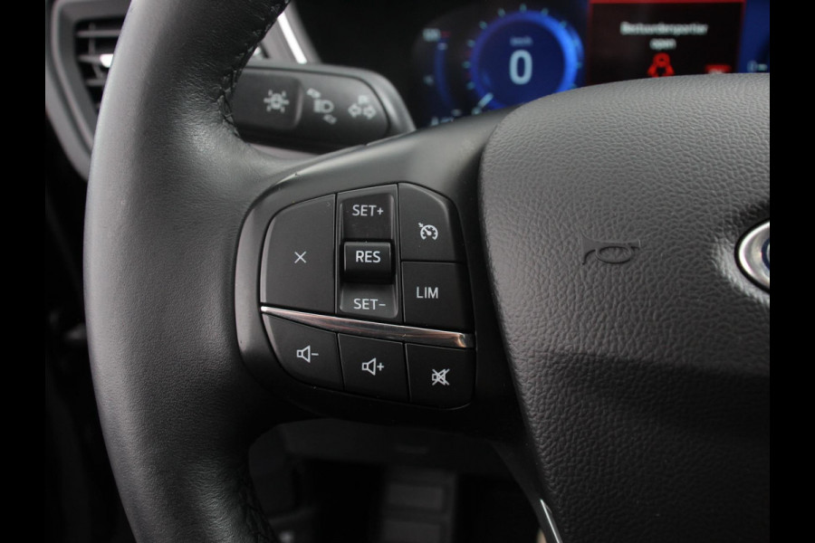 Ford Kuga 2.5 PHEV Vignale Climate control Adaptieve cruise control Led Lichtmetalen velgen Parkeersensoren Camera Stoelverwarming Stuurverwarming Navigatie Apple carplay/ Android Auto Trekhaak