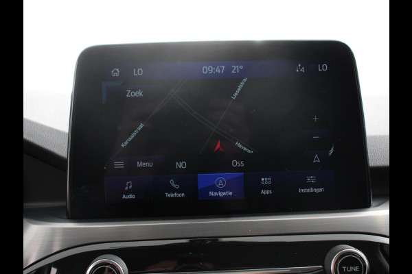 Ford Kuga 2.5 PHEV Vignale Climate control Adaptieve cruise control Led Lichtmetalen velgen Parkeersensoren Camera Stoelverwarming Stuurverwarming Navigatie Apple carplay/ Android Auto Trekhaak