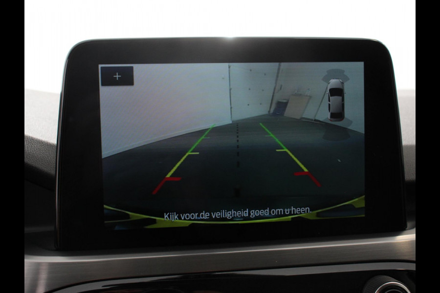 Ford Kuga 2.5 PHEV Vignale Climate control Adaptieve cruise control Led Lichtmetalen velgen Parkeersensoren Camera Stoelverwarming Stuurverwarming Navigatie Apple carplay/ Android Auto Trekhaak
