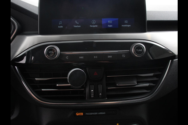 Ford Kuga 2.5 PHEV Vignale Climate control Adaptieve cruise control Led Lichtmetalen velgen Parkeersensoren Camera Stoelverwarming Stuurverwarming Navigatie Apple carplay/ Android Auto Trekhaak