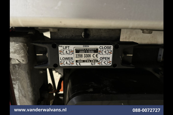 Ford Transit 2.0 TDCI 131pk Bakwagen Laadklep Euro6 Airco | 1040kg laadvermogen | Cruisecontrol | Verwarmde voorruit Bijrijdersbank