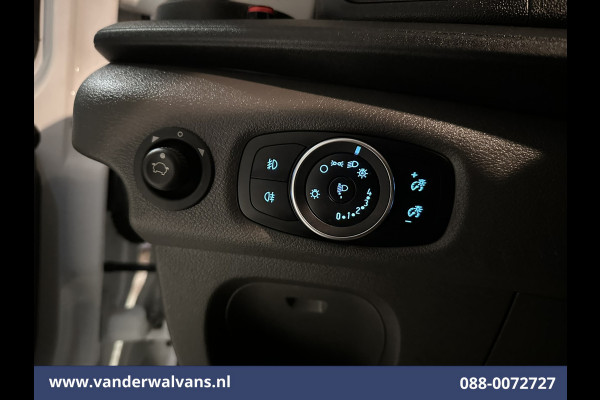 Ford Transit 2.0 TDCI 131pk Bakwagen Laadklep Euro6 Airco | 1040kg laadvermogen | Cruisecontrol | Verwarmde voorruit Bijrijdersbank