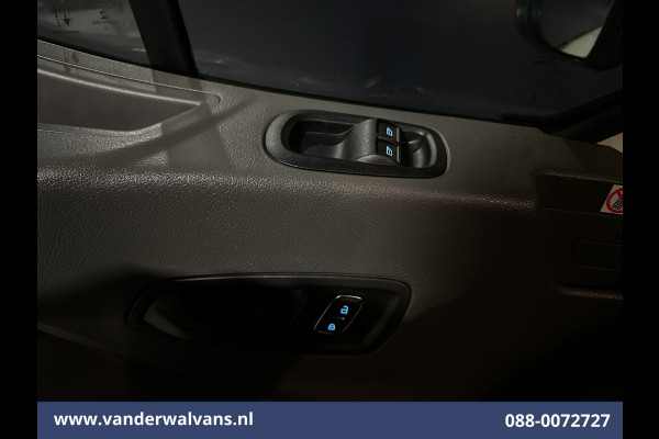 Ford Transit 2.0 TDCI 131pk Bakwagen Laadklep Euro6 Airco | 1040kg laadvermogen | Cruisecontrol | Verwarmde voorruit Bijrijdersbank