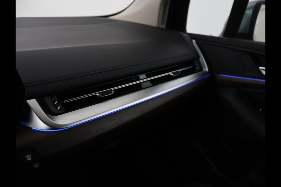 BMW 2 Serie Active Tourer 225e xDrive Luxury Line | SOH 95,1% | Trekhaak | Leder | Full LED | Head Up| Keyless | Navigatie | Carplay | 17" | Stoelverwarming | 360 Camera | Adaptive Cruise | PHEV | Plug In