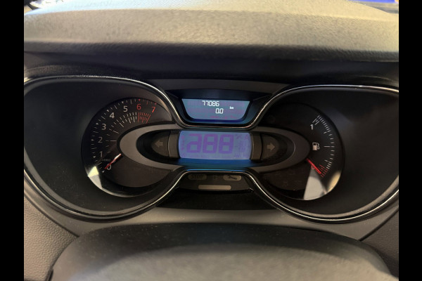 Renault Captur 0.9 TCe Limited - Navigatie I Airco I PDC I Cruise control I Sport velgen I LED I Dealer onderhouden