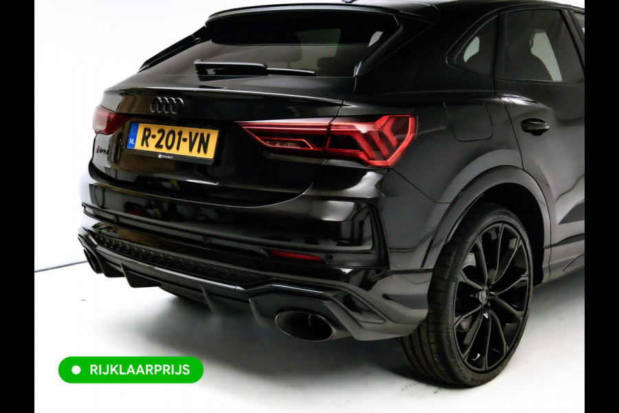 Audi RS Q3 Sportback RSQ3 2.5 TFSI Quattro | Ruitjesleer | Panoramadak | Adaptive cruise | Wegklapbare trekhaak | Sonos | Navigatie El.verstelbare stoelen met stoelverwarming, Carplay/Android auto, 360 camera, Electrische achterklep