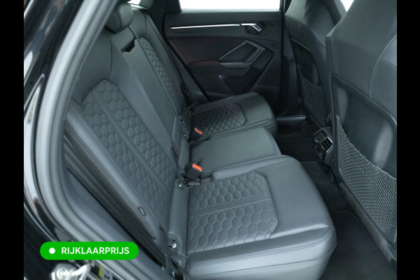Audi RS Q3 Sportback RSQ3 2.5 TFSI Quattro | Ruitjesleer | Panoramadak | Adaptive cruise | Wegklapbare trekhaak | Sonos | Navigatie El.verstelbare stoelen met stoelverwarming, Carplay/Android auto, 360 camera, Electrische achterklep