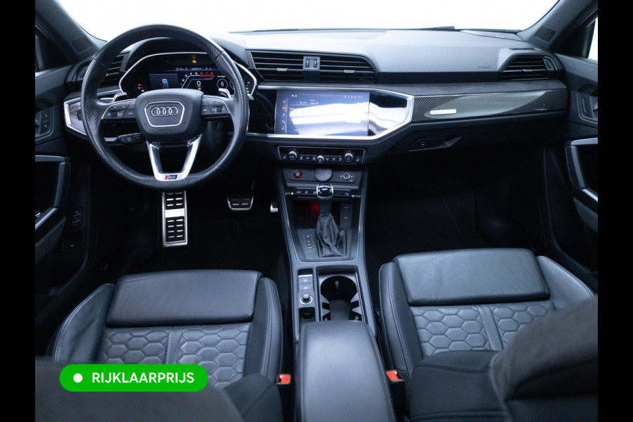 Audi RS Q3 Sportback RSQ3 2.5 TFSI Quattro | Ruitjesleer | Panoramadak | Adaptive cruise | Wegklapbare trekhaak | Sonos | Navigatie El.verstelbare stoelen met stoelverwarming, Carplay/Android auto, 360 camera, Electrische achterklep